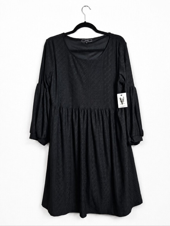 Vibe Sportswear Dresses & Skirts - NWT Plus 1X Black Eyelet Babydoll Mini Dress Puff Sleeve Boho Cottagecore